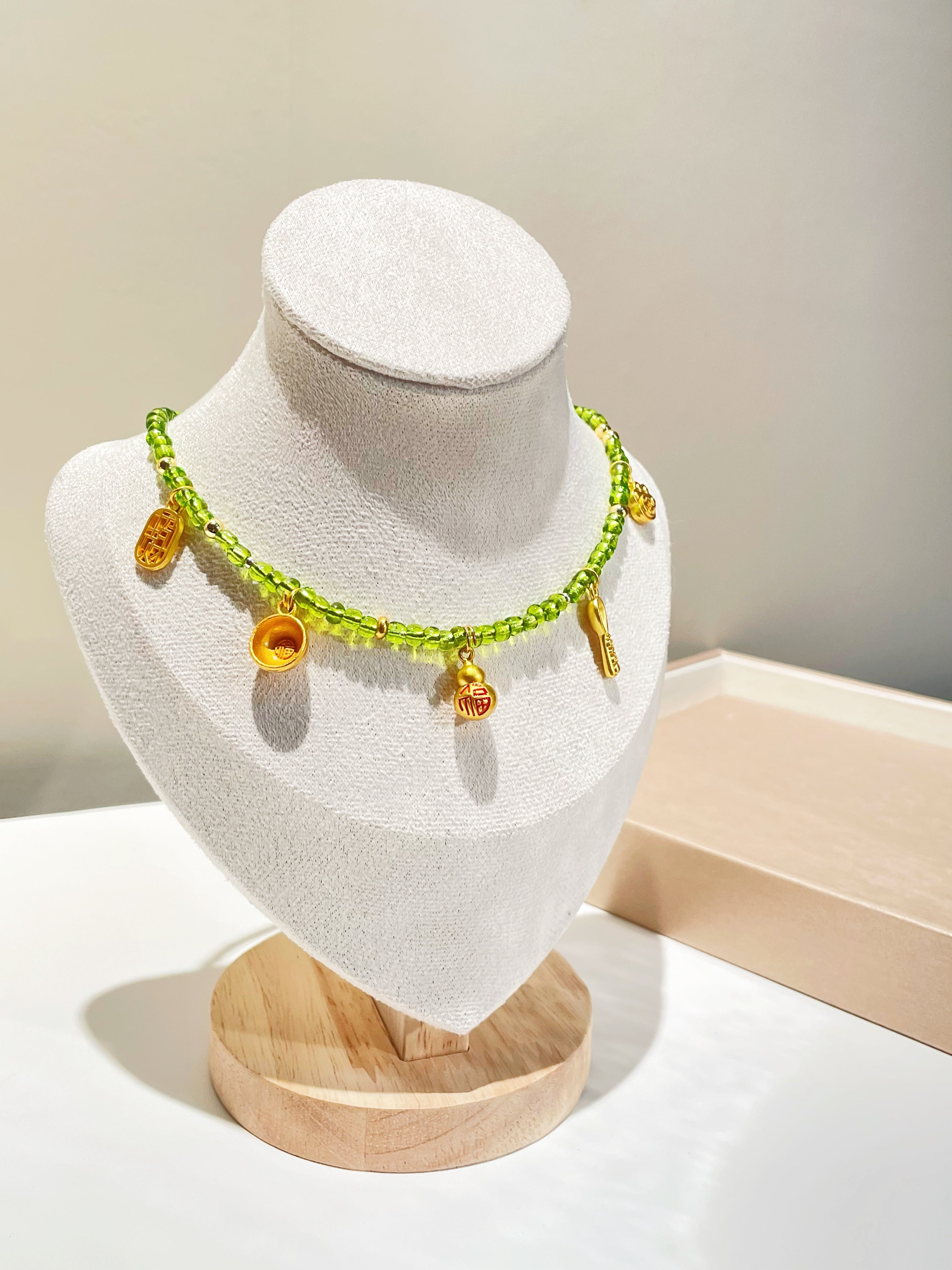 Chinese Style, Auspicious Color, Light Green, Pet Design