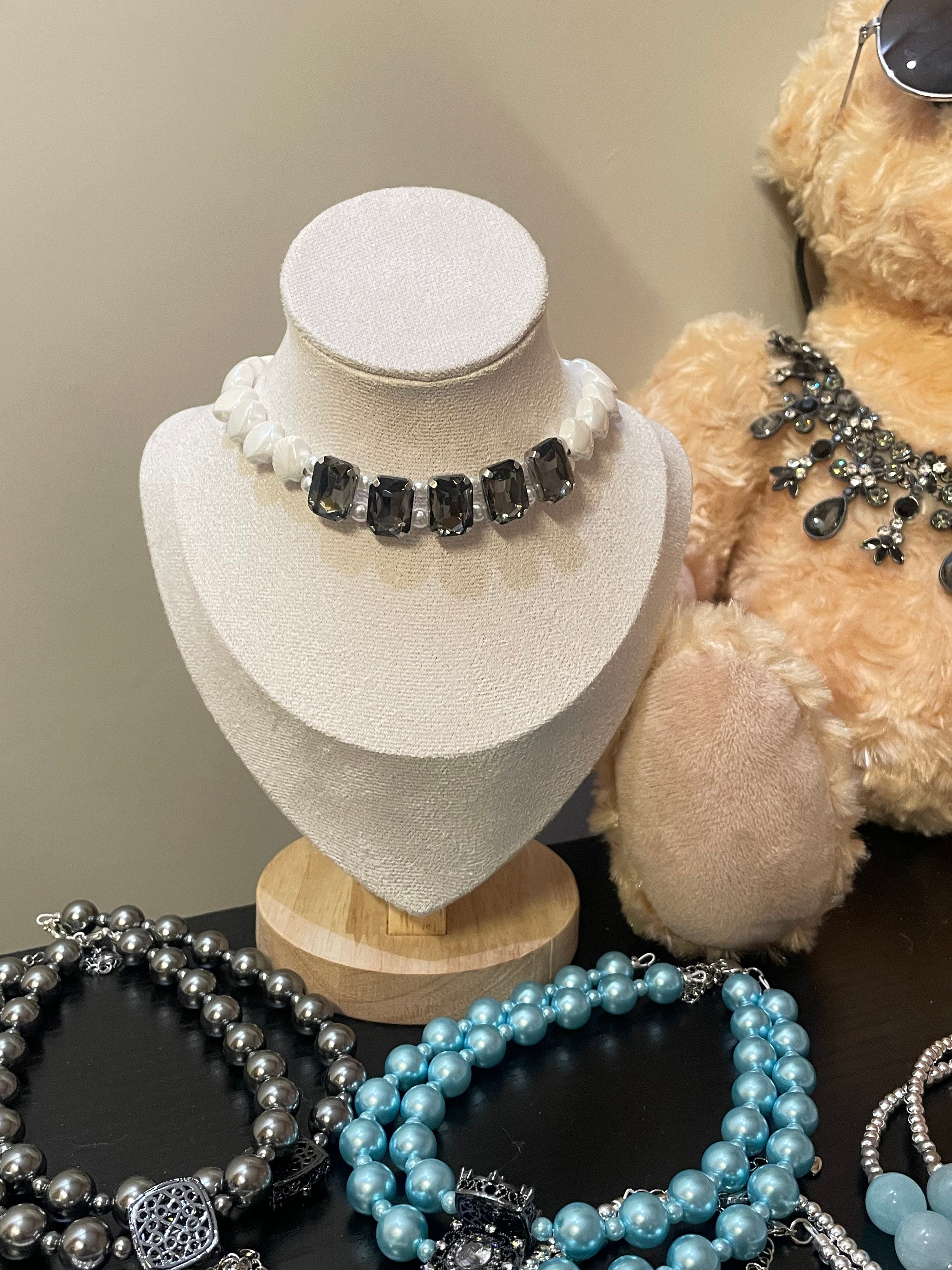 White Ceramic Seashell Pet Necklace With Black Rhinestones