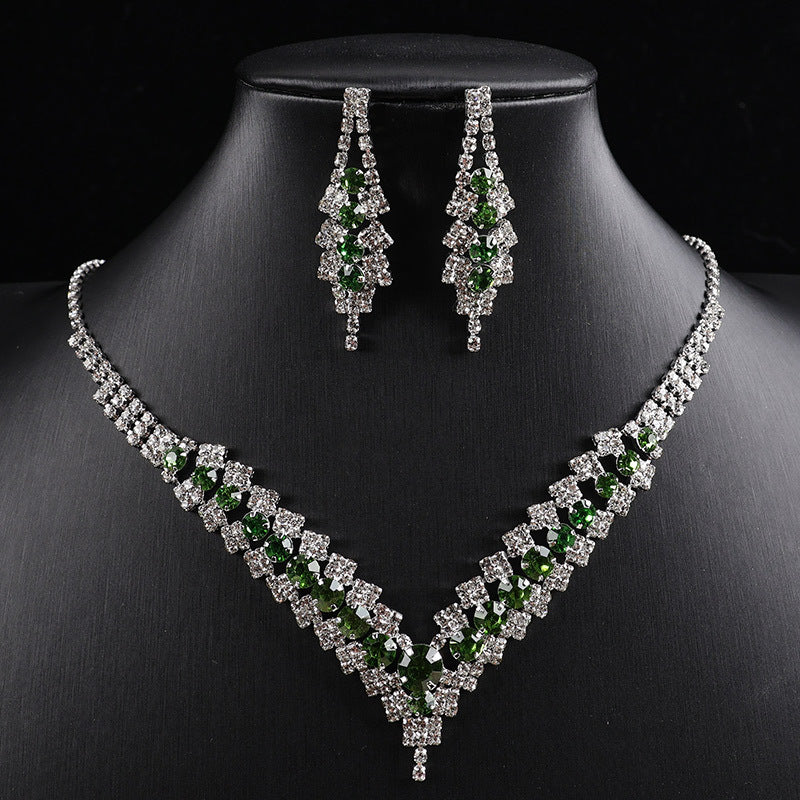 Necklace and earring set, fashionable and versatile wedding jewelry, rhinestone pendant.