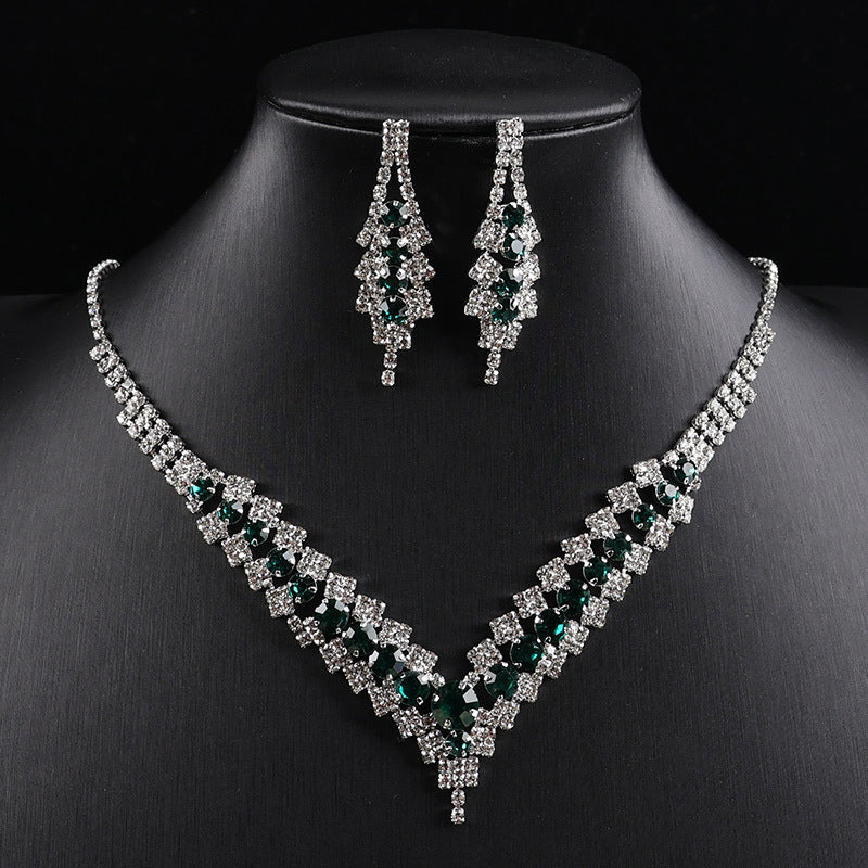 Necklace and earring set, fashionable and versatile wedding jewelry, rhinestone pendant.