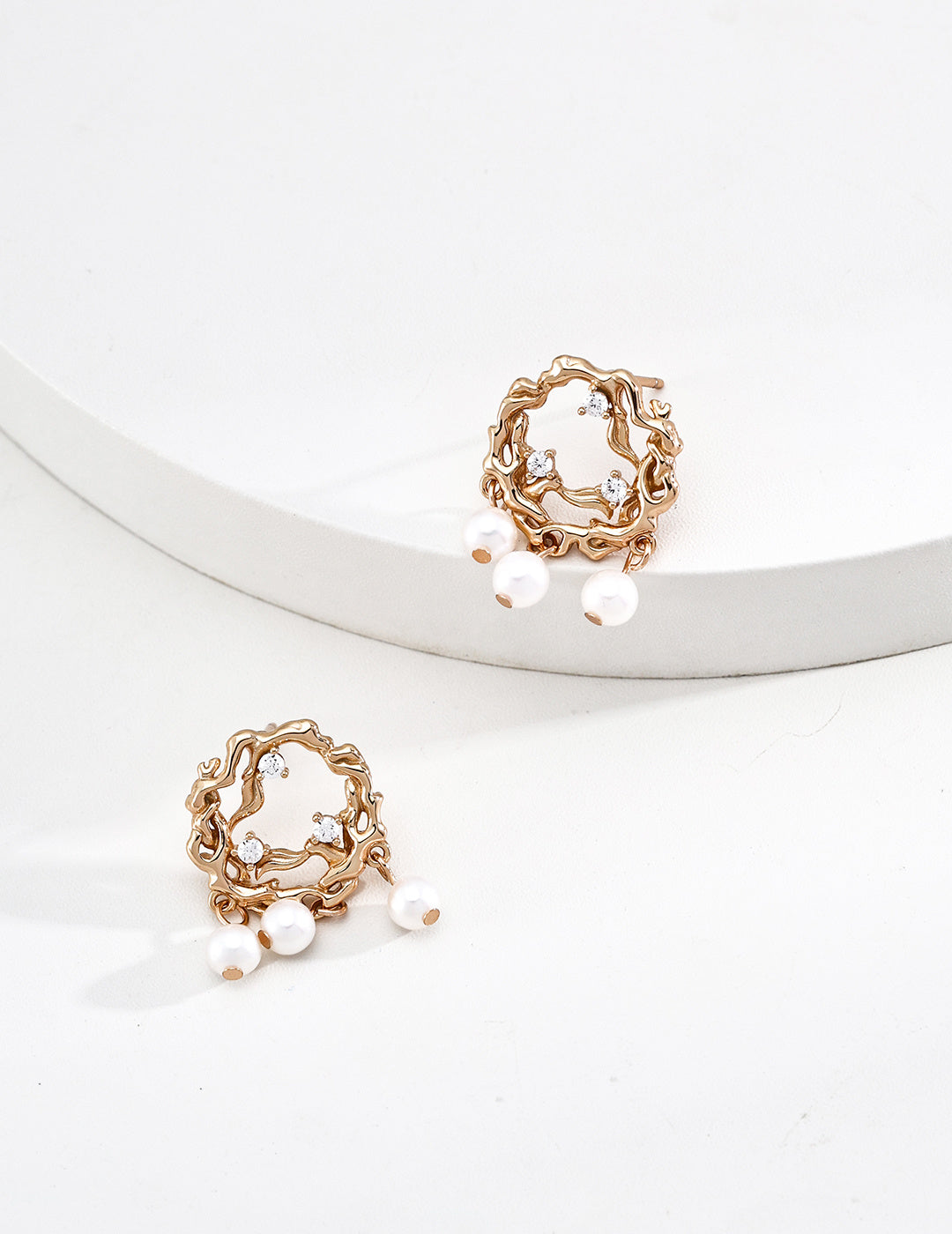 Vintage Gold Branch Series Pearl Stud Earrings