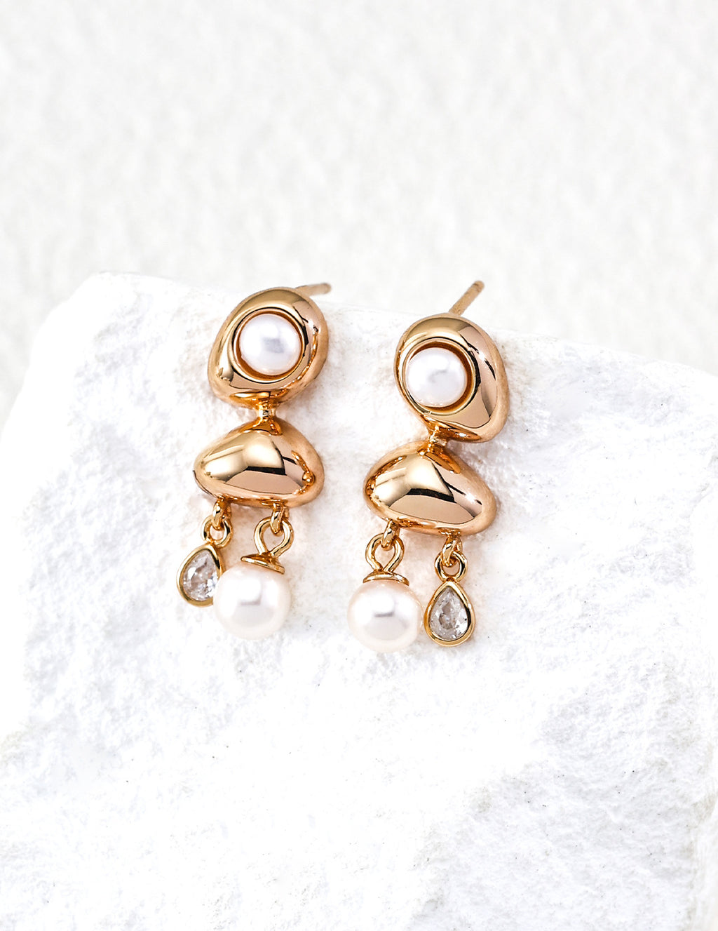 Golden Dewdrop Series Pearl and Zirconia Earrings