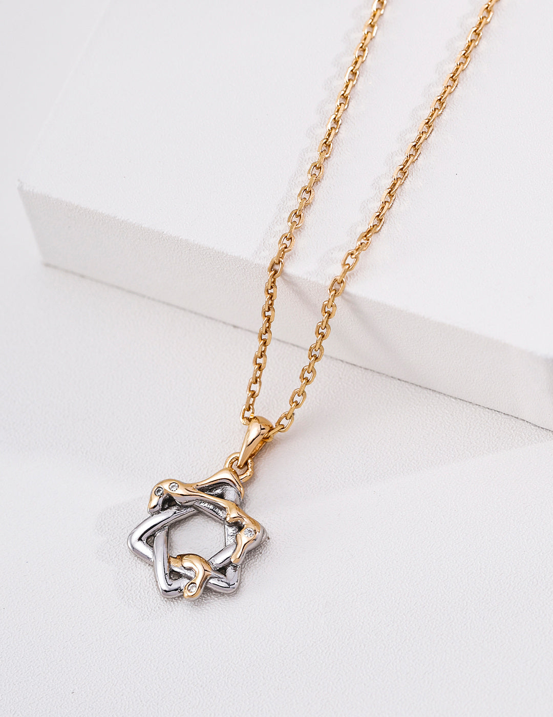 S925 sterling silver vintage-inspired interlocking star-shaped zircon necklace